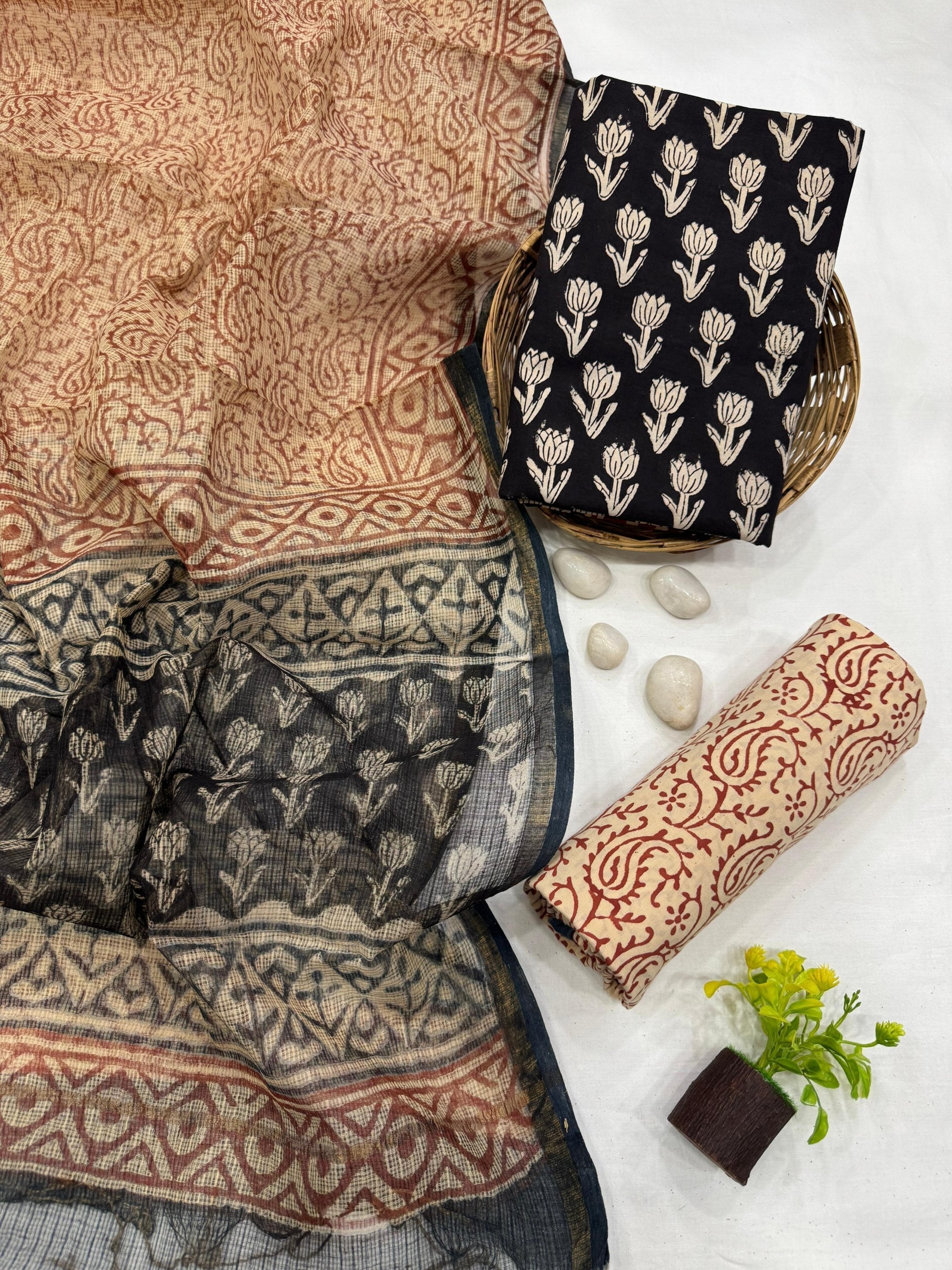 Wholesale Kota Doria Black Bootti Dress Material – Artisan handblock printed fabric for designers, boutiques & bulk orders